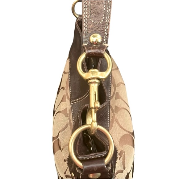Coach Signature Brown Shoulder Bag - Picture 4 of 5